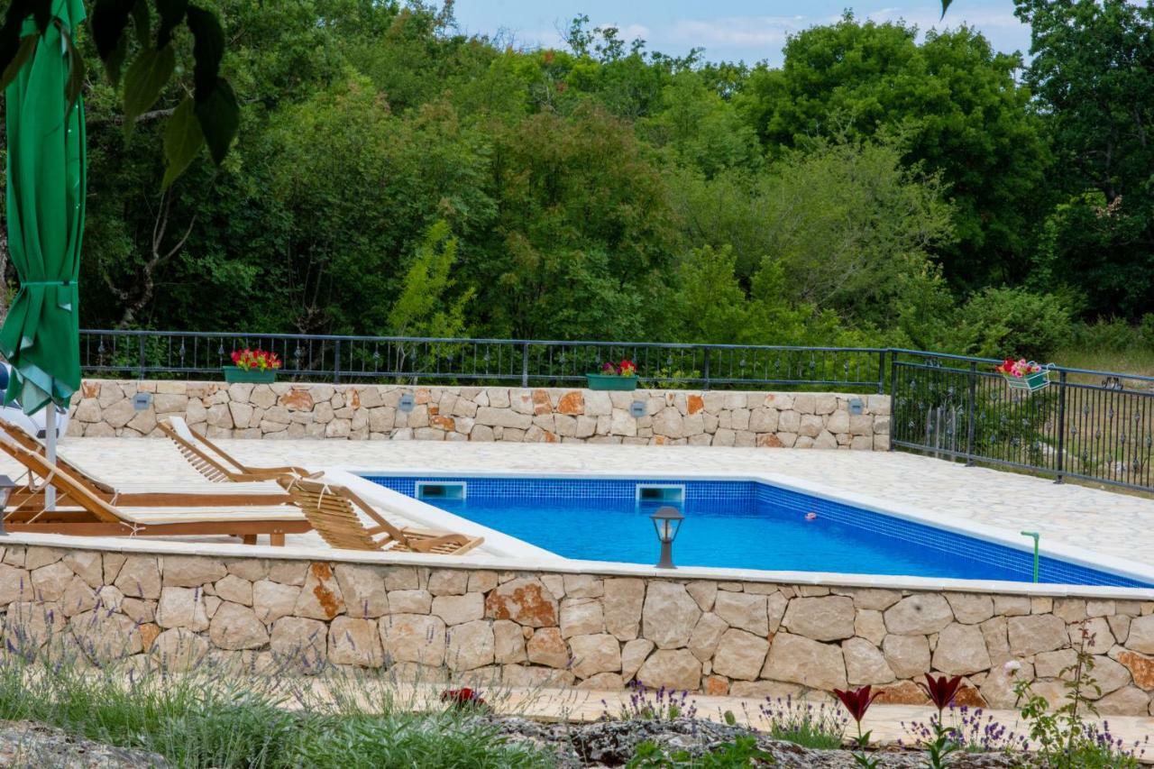 Relaxing Dalmatian House In Village Ljubitovica ภายนอก รูปภาพ